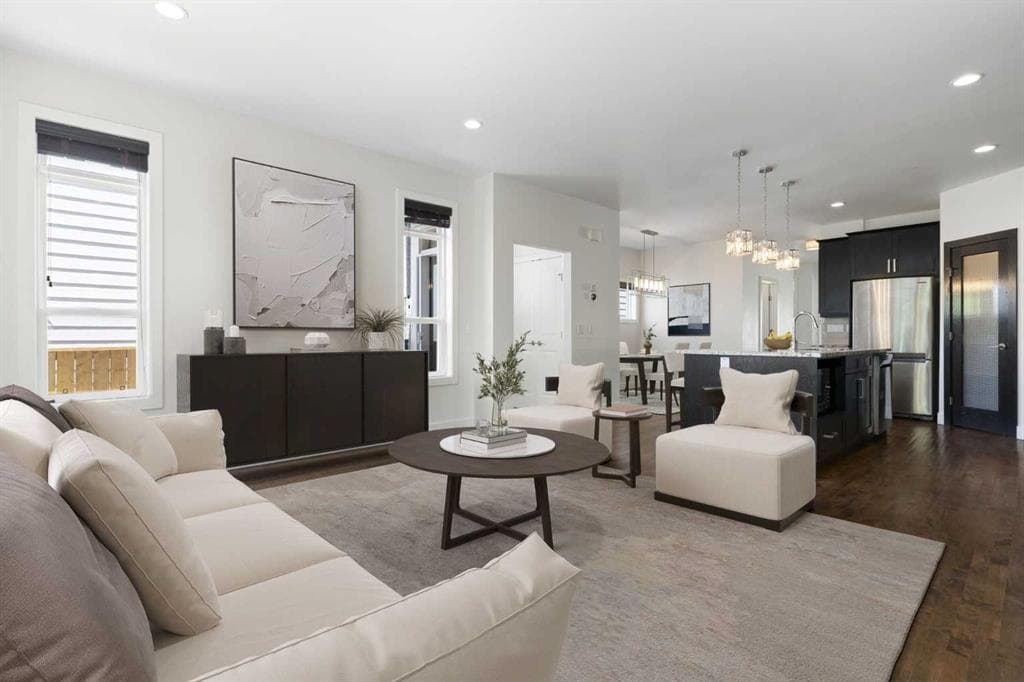 3-bed Semi-detached for sale at 615 50 Avenue SW, Calgary