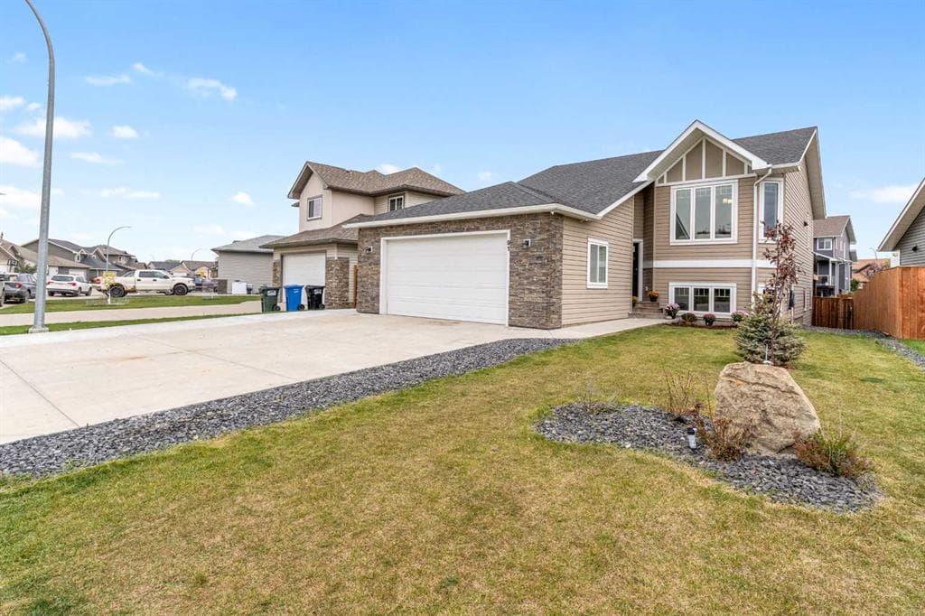 91 Valarosa Drive — photo 1
