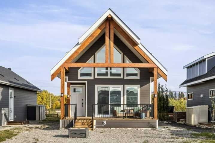 44 Cottageclub Lane — photo 1