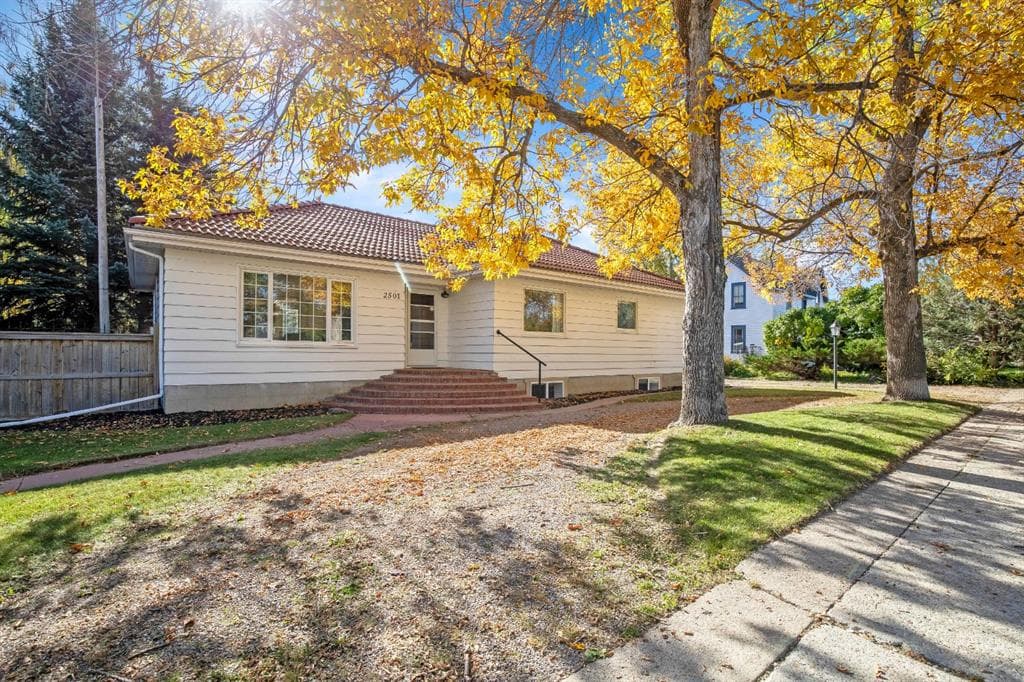 4-bed Detached for sale at 2501 20 Street, Nanton
