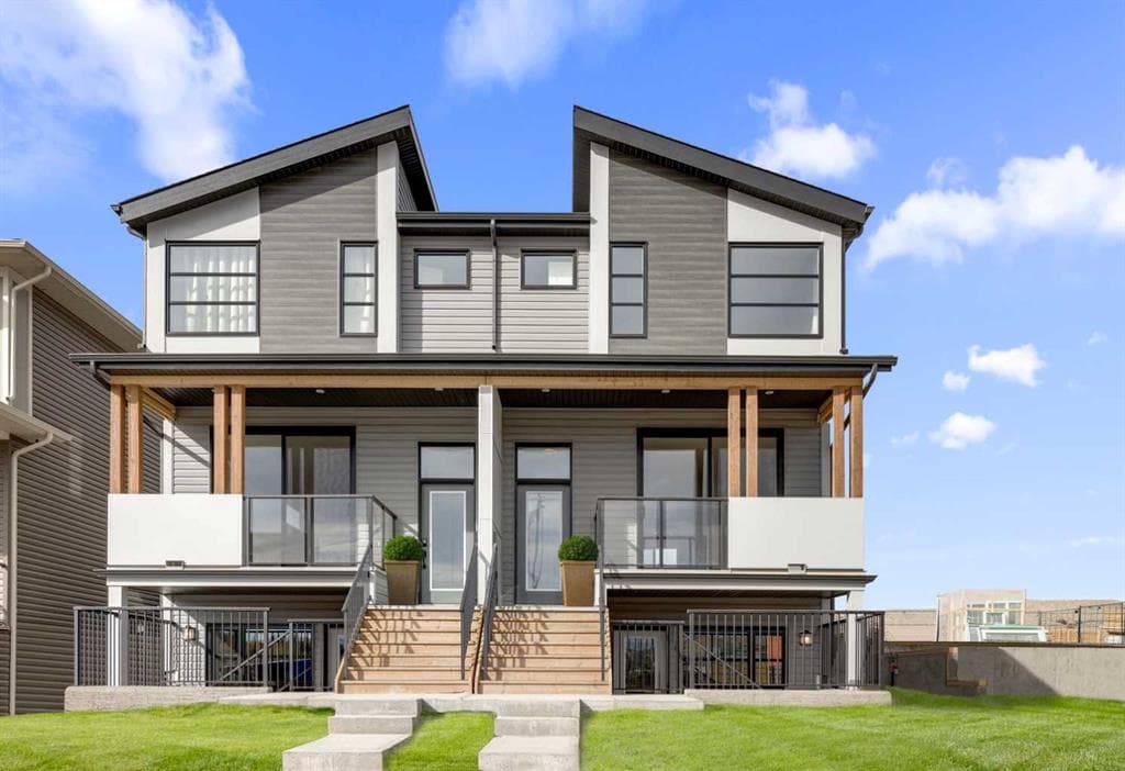 4-bed Semi-detached for sale at 19733 42 Street SE, Calgary