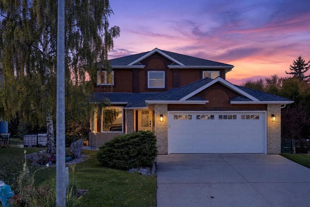3-bed Detached for sale at 149 Valley Ridge Court NW, Calgary