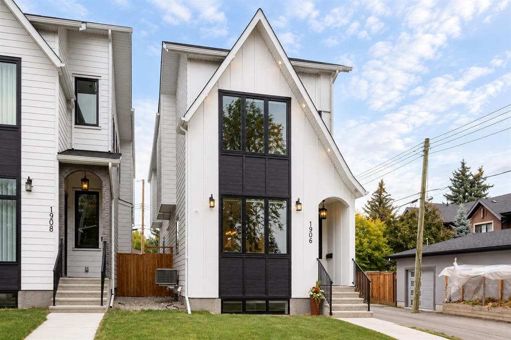 4-bed Detached for sale at 1906 43 Avenue SW, Calgary