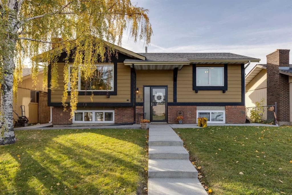 103 Dovercrest Way SE — photo 1