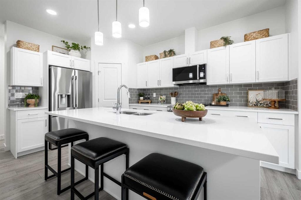31 Heritage Point — photo 1