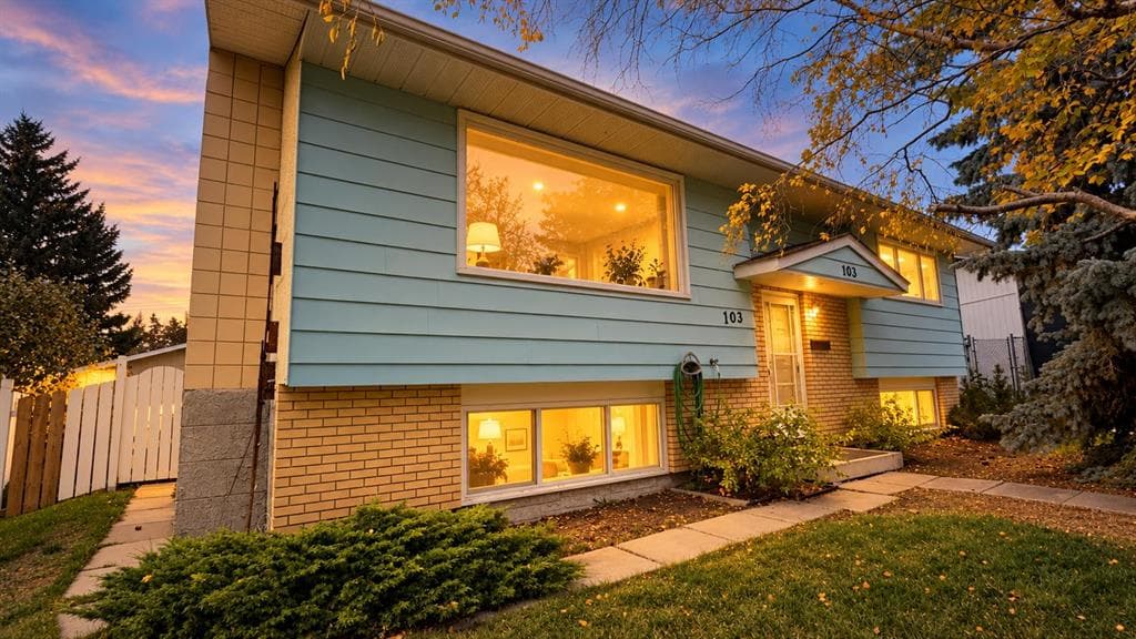 103 Huntcroft Place NE — photo 1