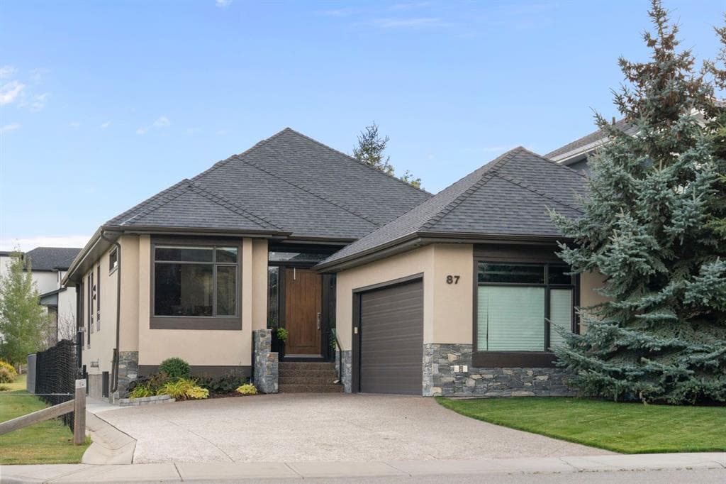 87 Coulee Way SW — photo 1