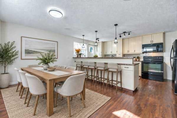 2-bed Semi-detached for sale at 3103A 38 Street SW, Calgary