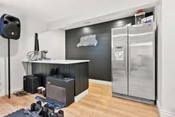 Thumbnail 32