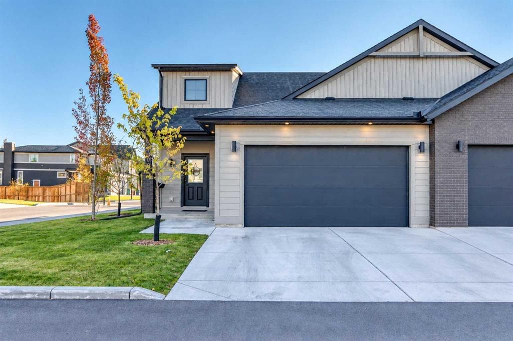 1-bed Semi-detached for sale at 2000, 15 Coopersfield Link SW, Airdrie
