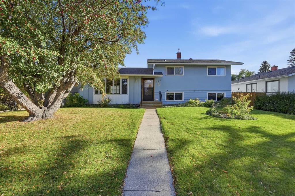 4-bed Detached for sale at 120 Fairview Crescent SE, Calgary