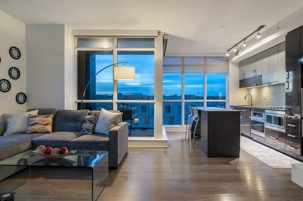2-bed Apartment for sale at 810, 550 Riverfront Avenue SE, Calgary