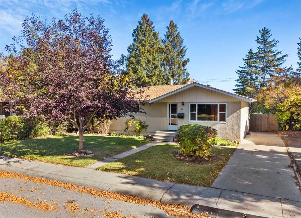 114 Havenhurst Crescent SW — photo 1