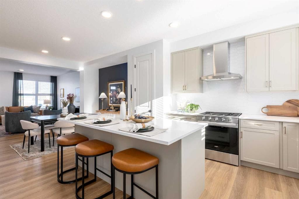 3-bed Detached for sale at 696 Sora Boulevard SE, Calgary