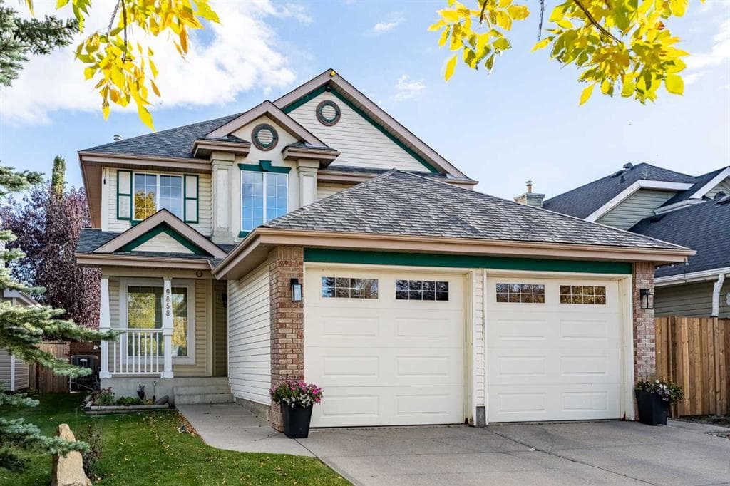 4-bed Detached for sale at 9858 Hidden Valley Drive NW, Calgary