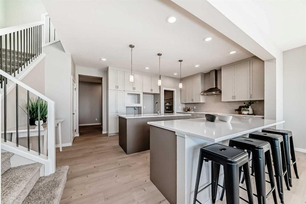 153 Rangeview Path SE — photo 1
