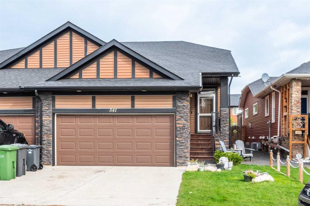541 Boulder Creek Green SE — photo 1