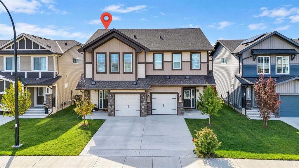 3-bed Semi-detached for sale at 235 Clydesdale Avenue, Cochrane