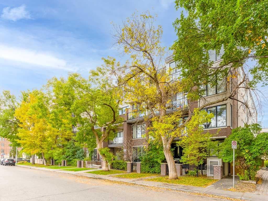 302, 317 22 Avenue SW — photo 1