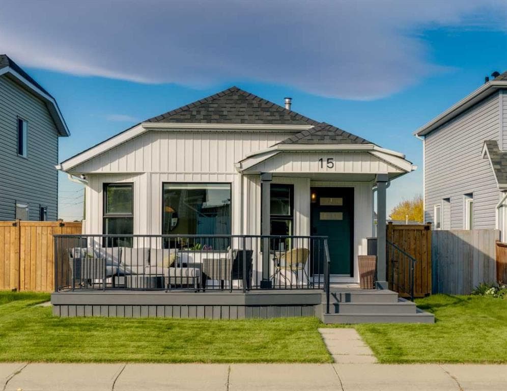 15 Rivercrest Way SE — photo 1