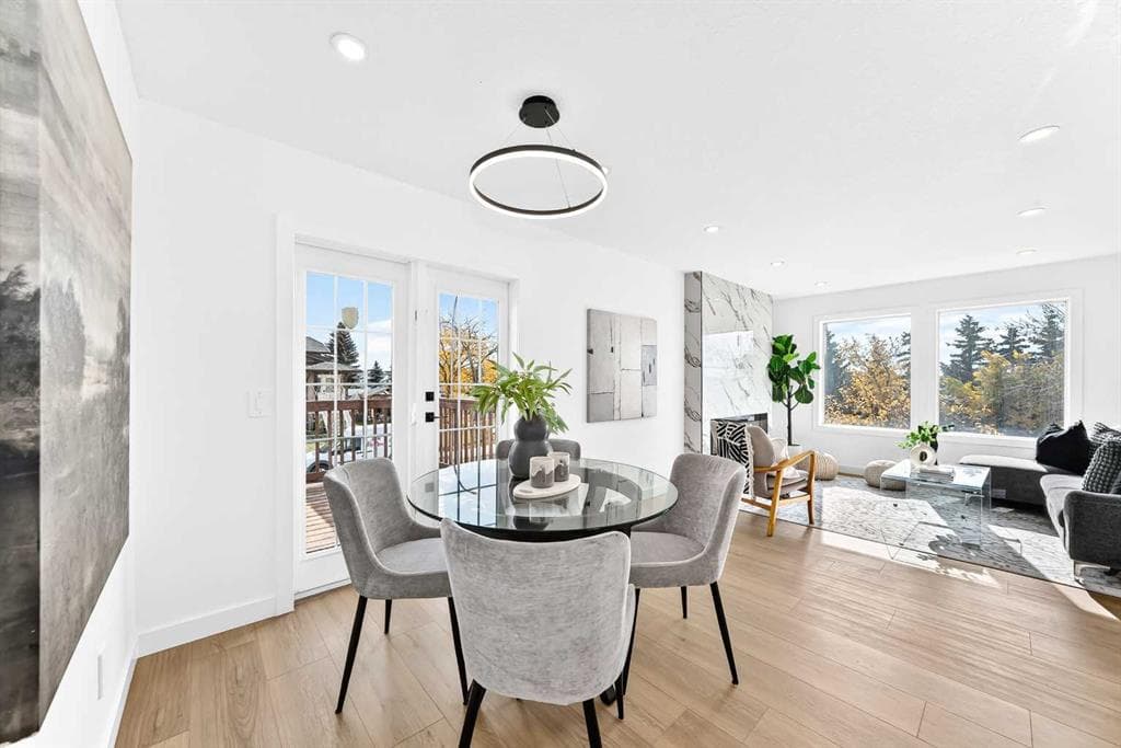 68 Erin Park Drive SE — photo 1