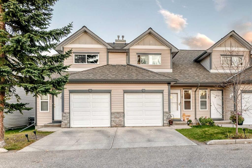 187 Millview Green SW — photo 1