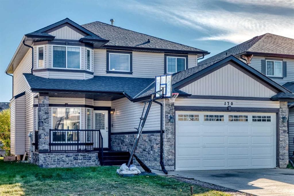 4-bed Detached for sale at 170 Canals Circle SW, Airdrie