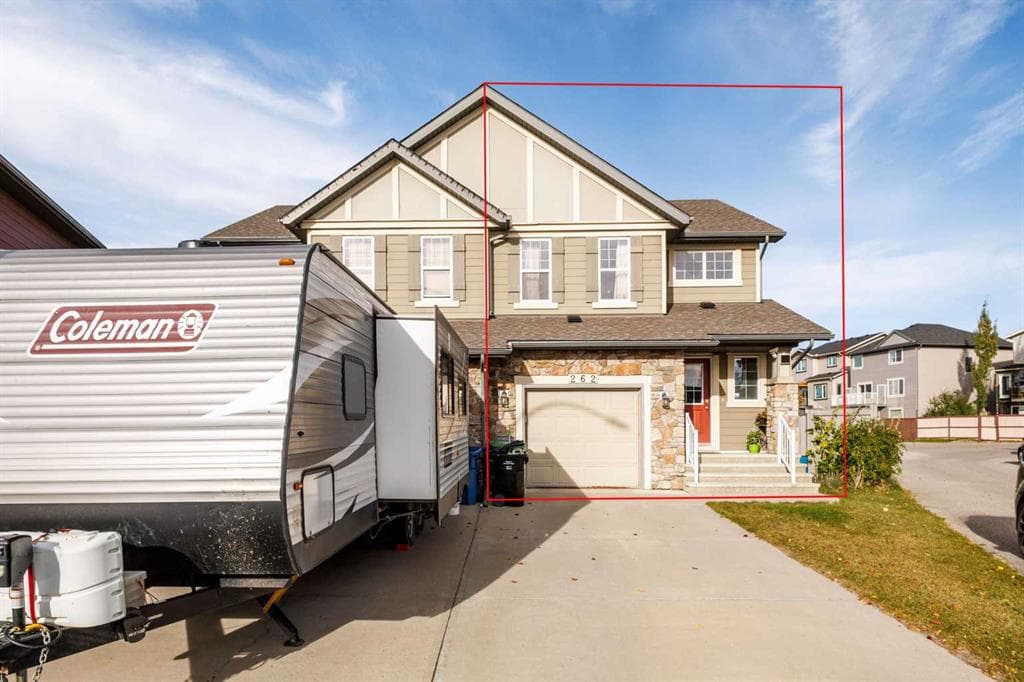 4-bed Semi-detached for sale at 262 Panamount Way NW, Calgary