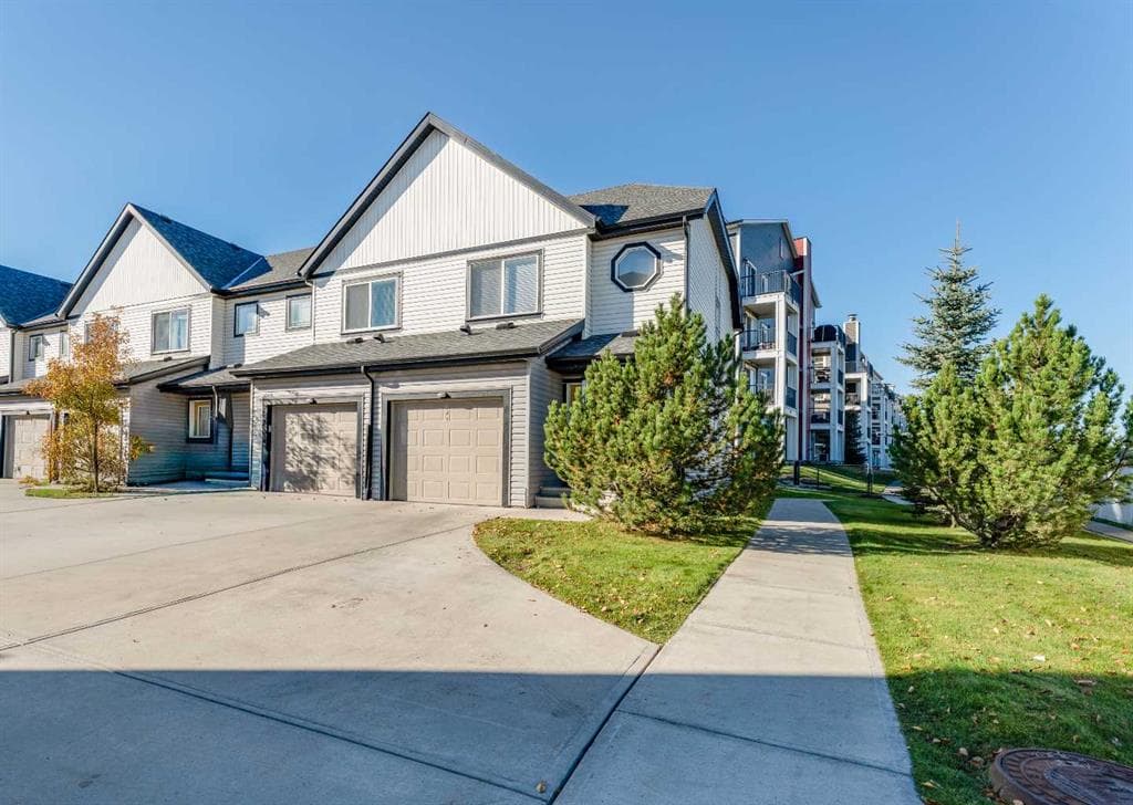 249 Copperpond Landing SE — photo 1