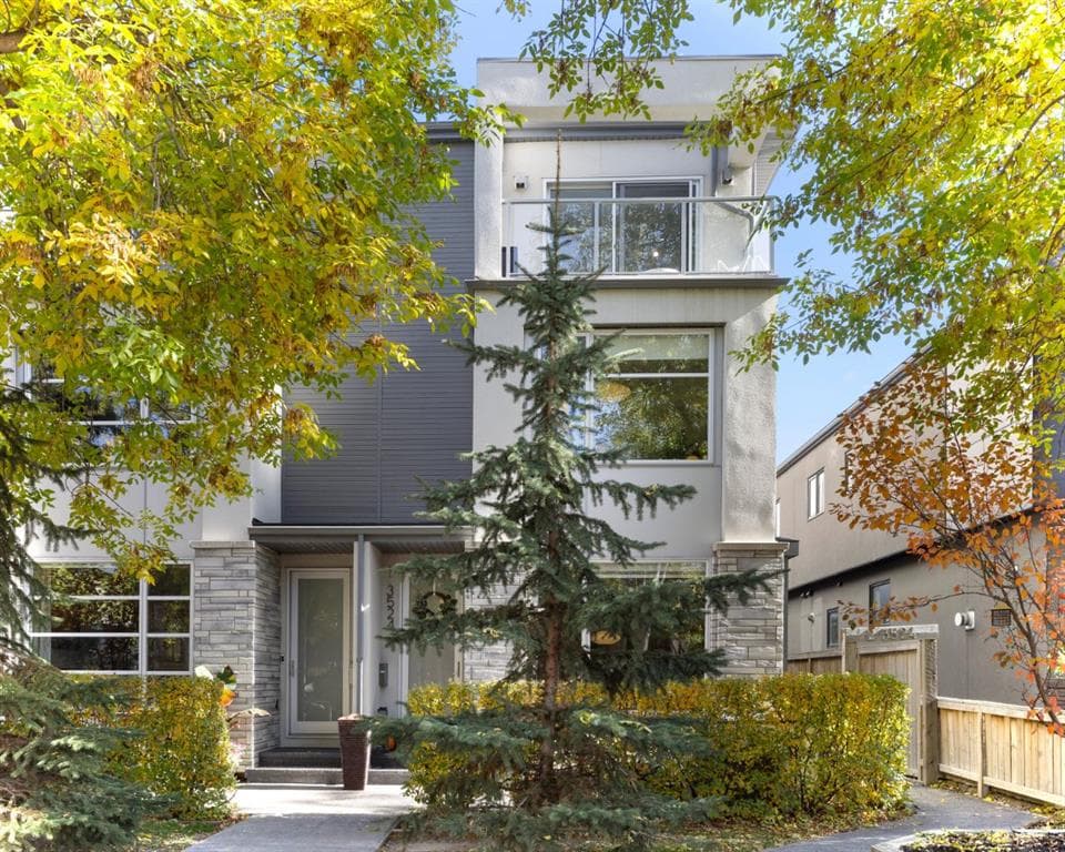 3-bed Townhouse for sale at 1, 3524 14a Street SW, Calgary
