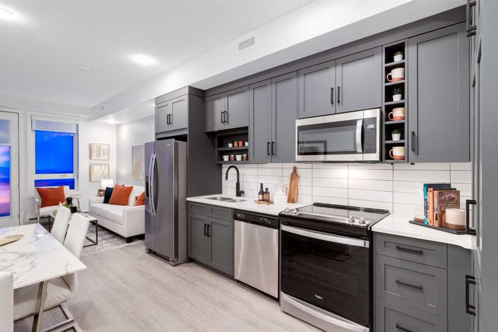 1-bed Apartment for sale at 404, 3107 Warren Street NW, Calgary