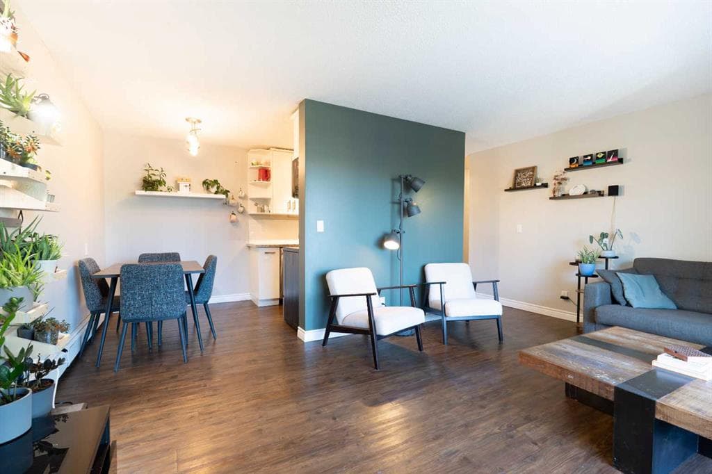 2-bed Apartment for sale at 305, 1829 11 Avenue SW, Calgary