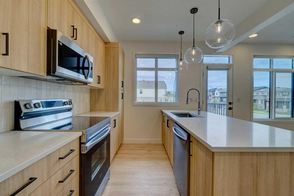 14832 1 Street NW — photo 1