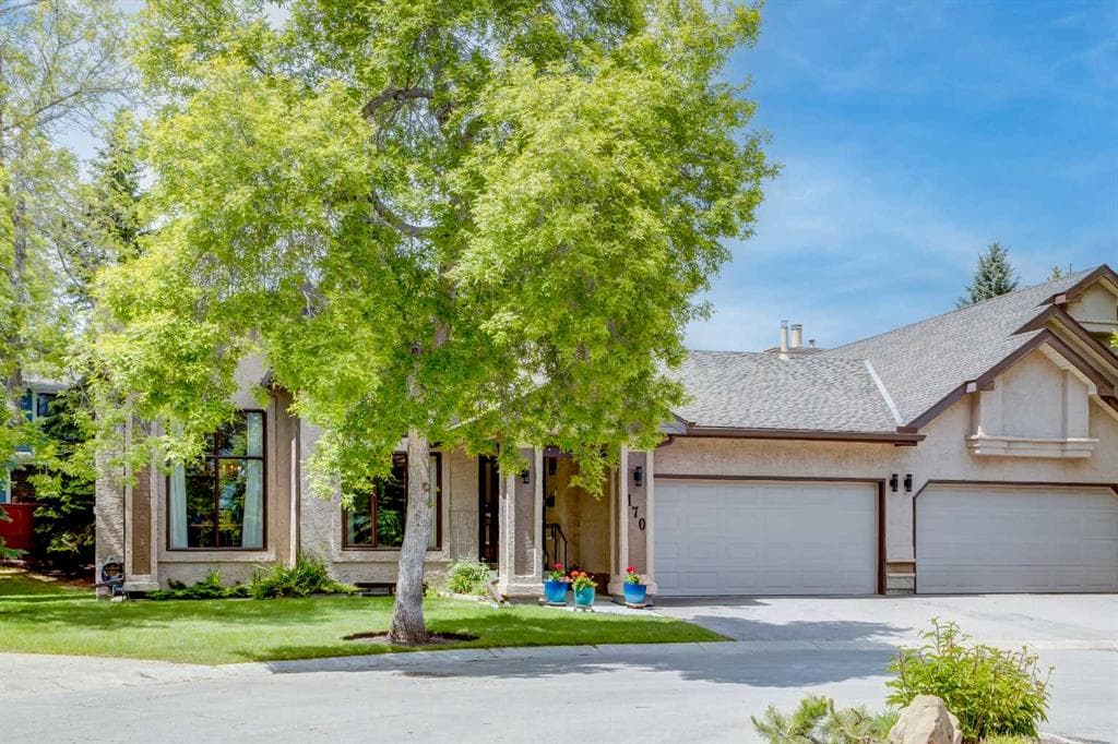 3-bed Semi-detached for sale at 170 Oakbriar Close SW, Calgary