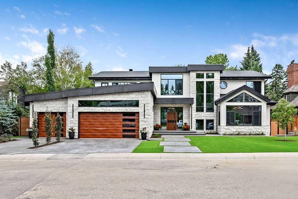 6-bed Detached for sale at 63 Pumpmeadow Crescent SW, Calgary