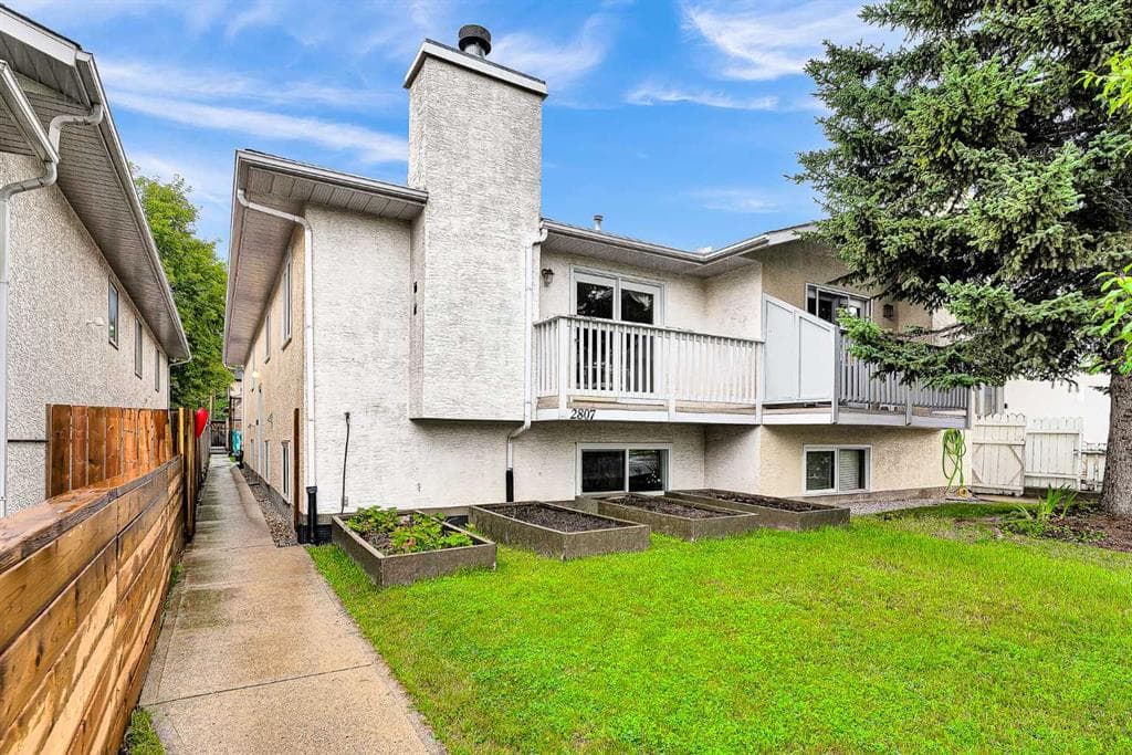 4-bed Semi-detached for sale at 2807 29 Street SW, Calgary