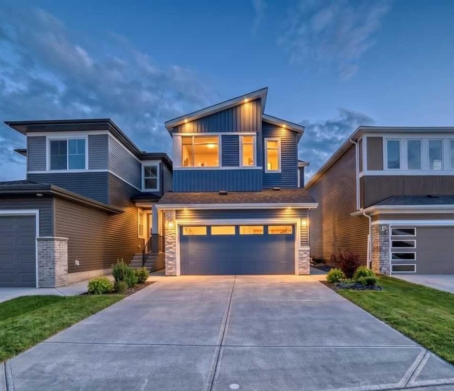 5-bed Detached for sale at 374 Corner Glen Way NE, Calgary