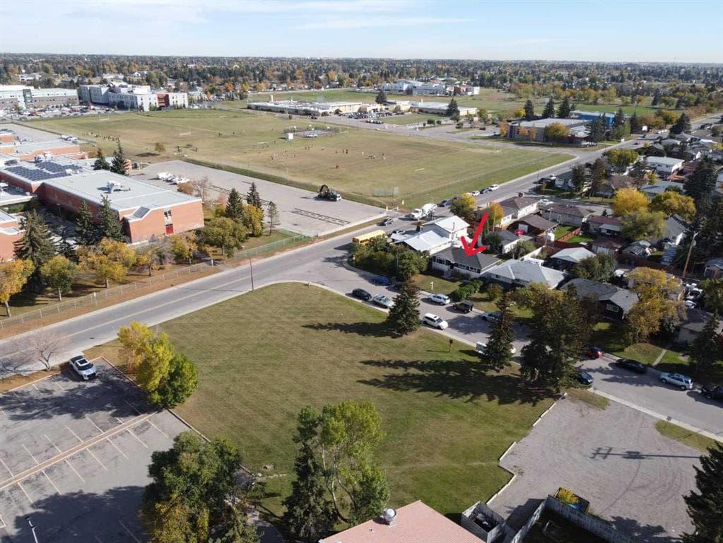 4-bed Detached for sale at 1508 45 Street SE, Calgary
