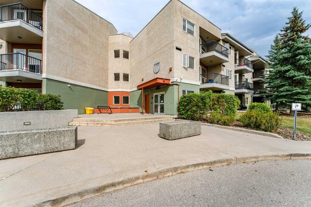 314, 69 Springborough Court SW — photo 1
