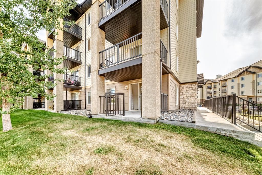 2-bed Apartment for sale at 8101, 304 Mackenzie Way SW, Airdrie