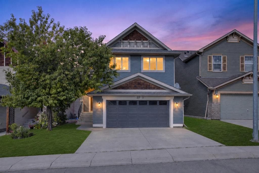 22 Evansbrooke Way NW — photo 1