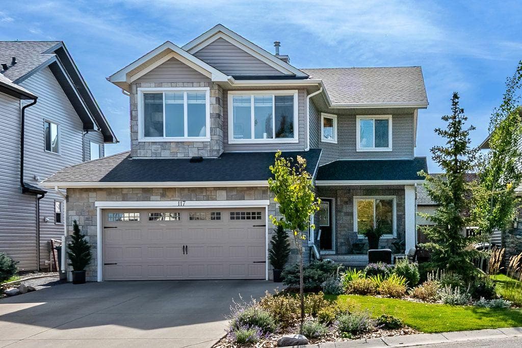 4-bed Detached for sale at 117 Crystal Green Court, Okotoks