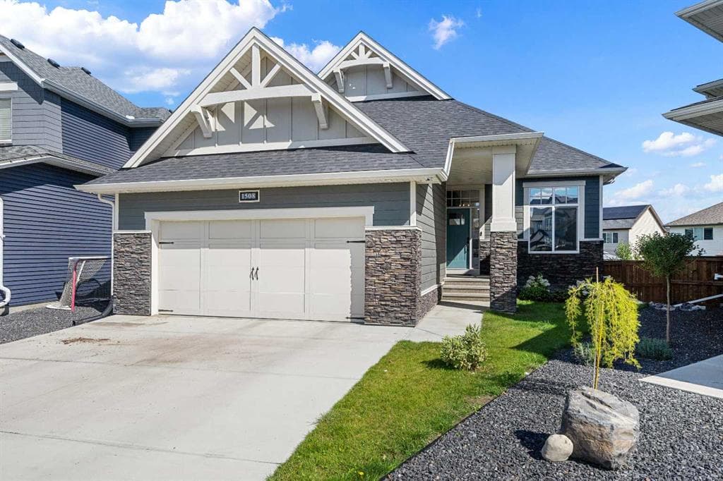 3-bed Detached for sale at 1508 Coopers Point SW, Airdrie