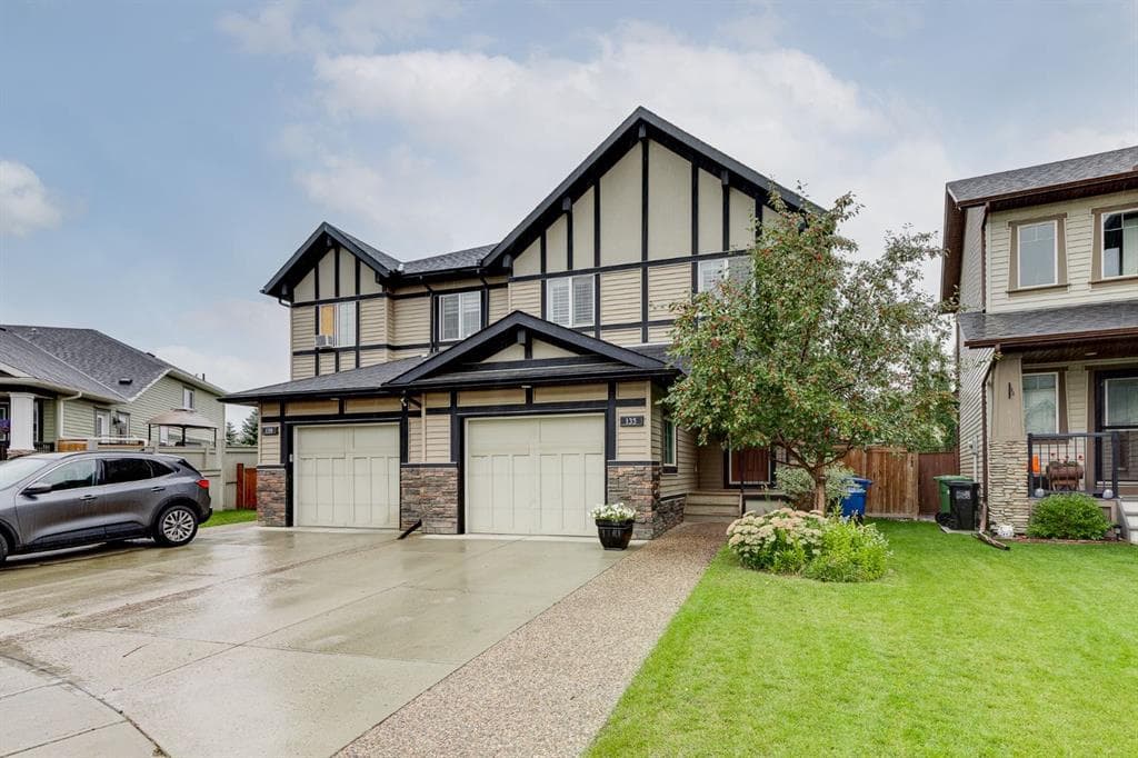 4-bed Semi-detached for sale at 135 Kingsbridge Road SE, Airdrie