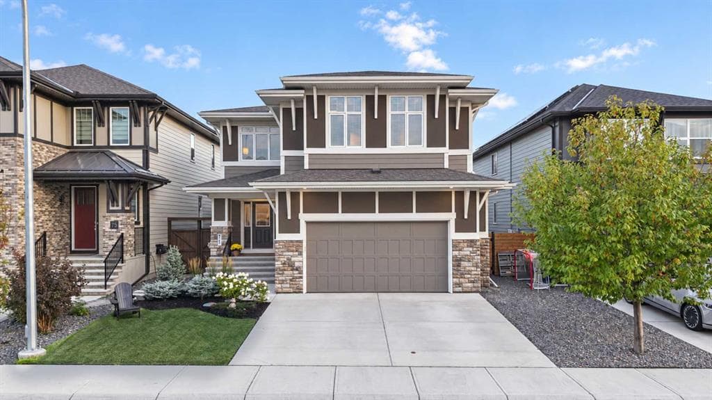 5-bed Detached for sale at 71 Mahogany Cove SE, Calgary