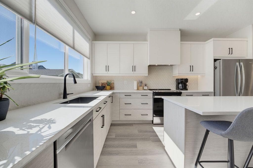 3-bed Detached for sale at 9 Amblefield Passage NW, Calgary