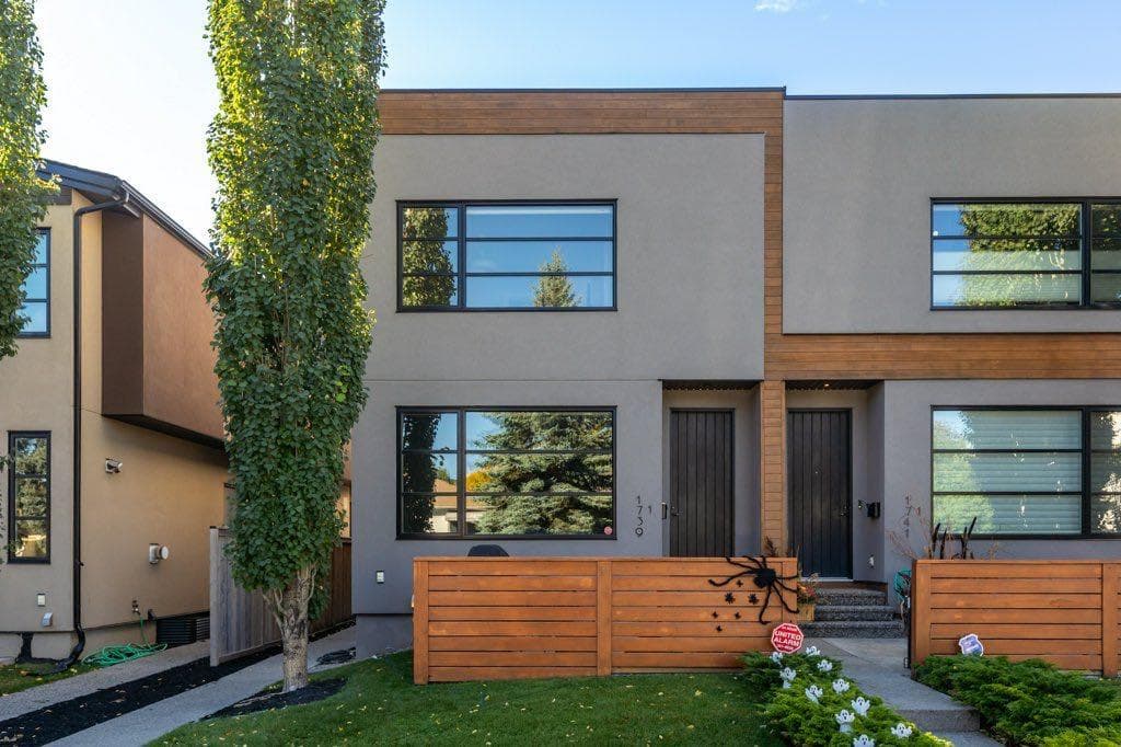 3-bed Townhouse for sale at 2, 1739 36 Avenue SW, Calgary