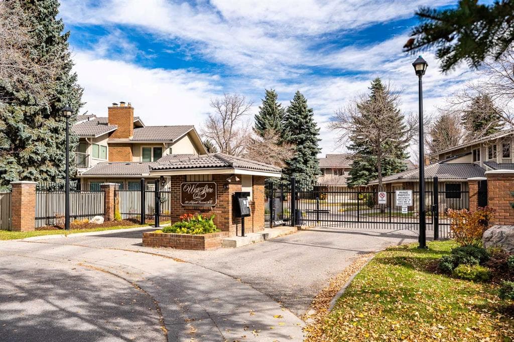 3-bed Semi-detached for sale at 248, 20 Midpark Crescent SE, Calgary