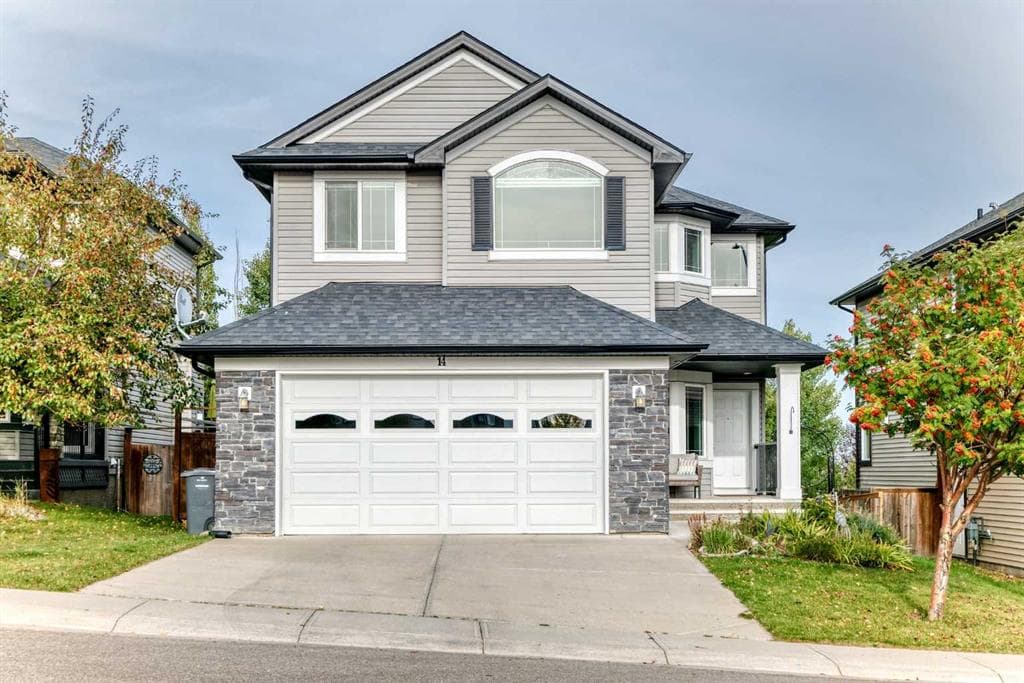 5-bed Detached for sale at 14 Westmount Way, Okotoks