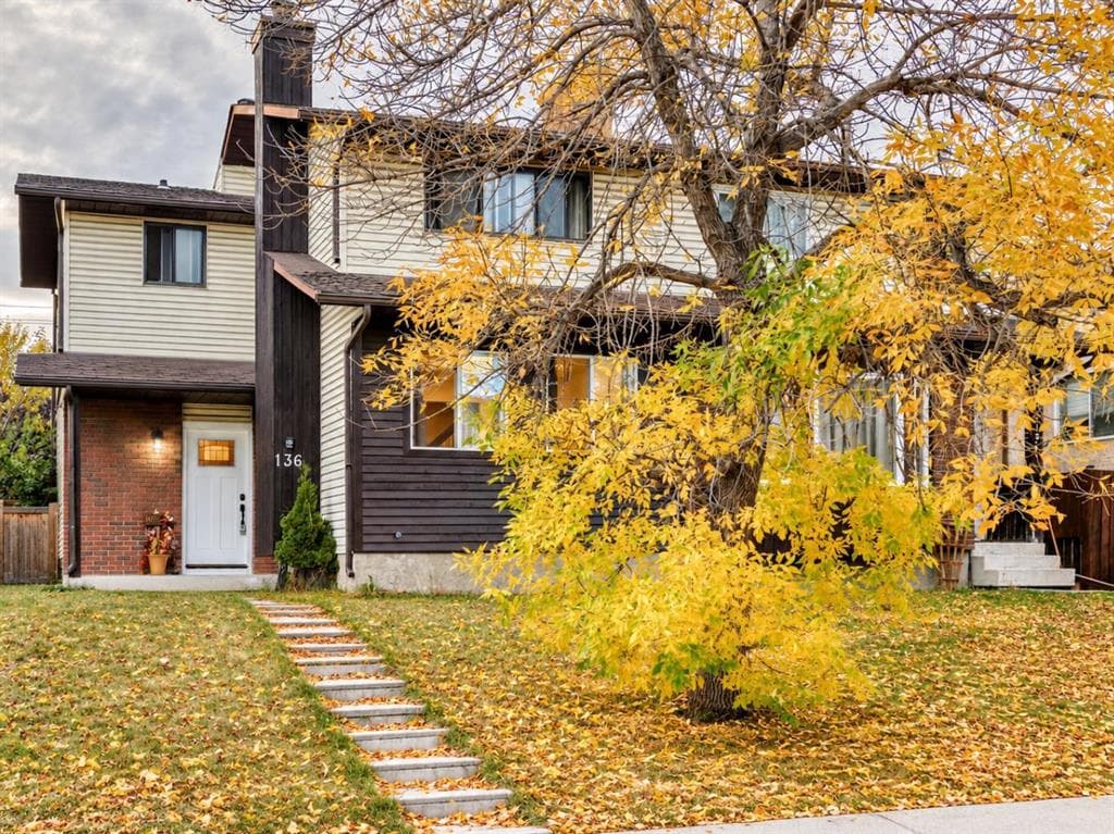 3-bed Semi-detached for sale at 136 Templehill Drive NE, Calgary